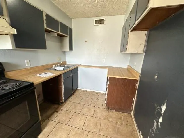 Photo 7 — 100 Pecos Place, Plainview, TX 79072