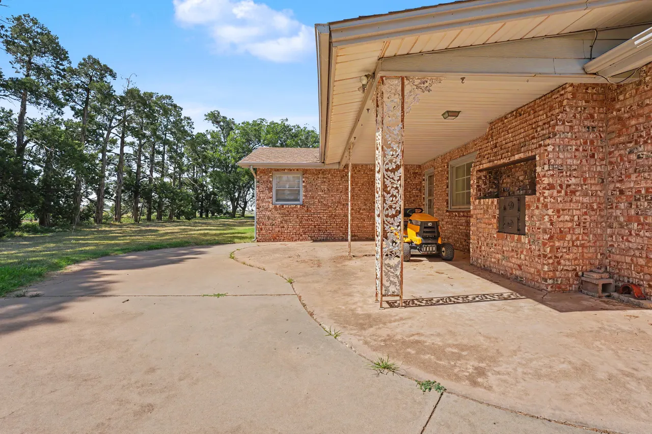 Photo 34 — 9307 N MLK BLVD, Lubbock, TX 79403