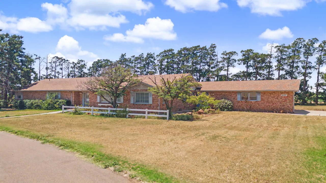 Photo 2 — 9307 N MLK BLVD, Lubbock, TX 79403