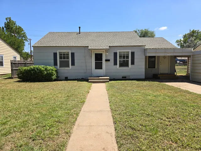 Front exterior — 2615 30th Street, Lubbock, TX 79410