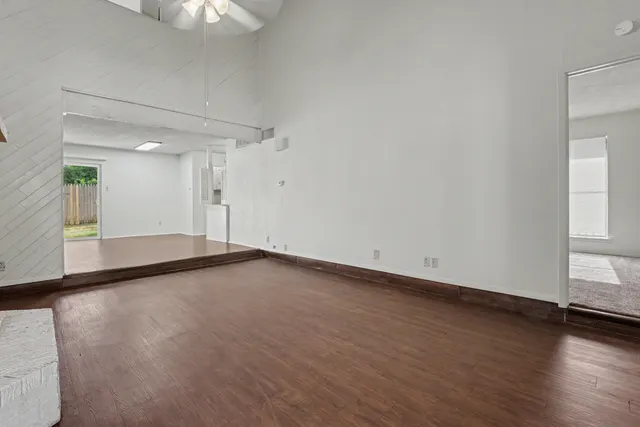 Photo 4 — 3309 74th Street B, Lubbock, TX 79423