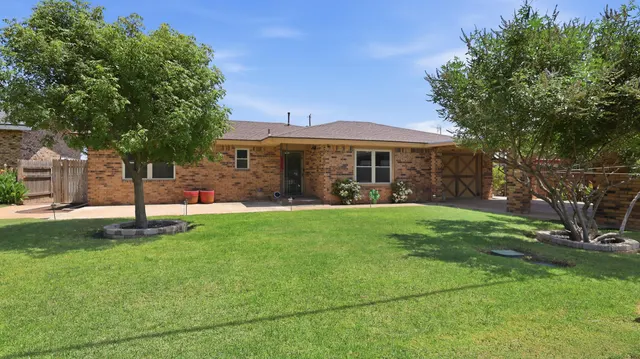 Front exterior — 1130 W Panhandle Street, Slaton, TX 79364