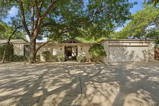 Sold home at 7710 Knoxville Drive