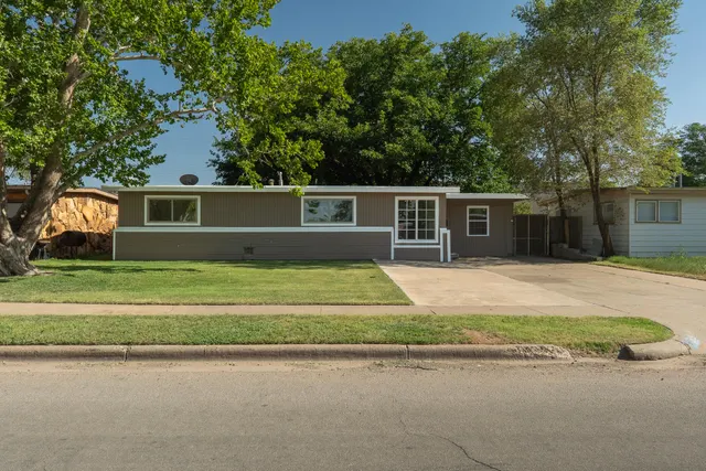 Front exterior — 2105 48th Street, Lubbock, TX 79412