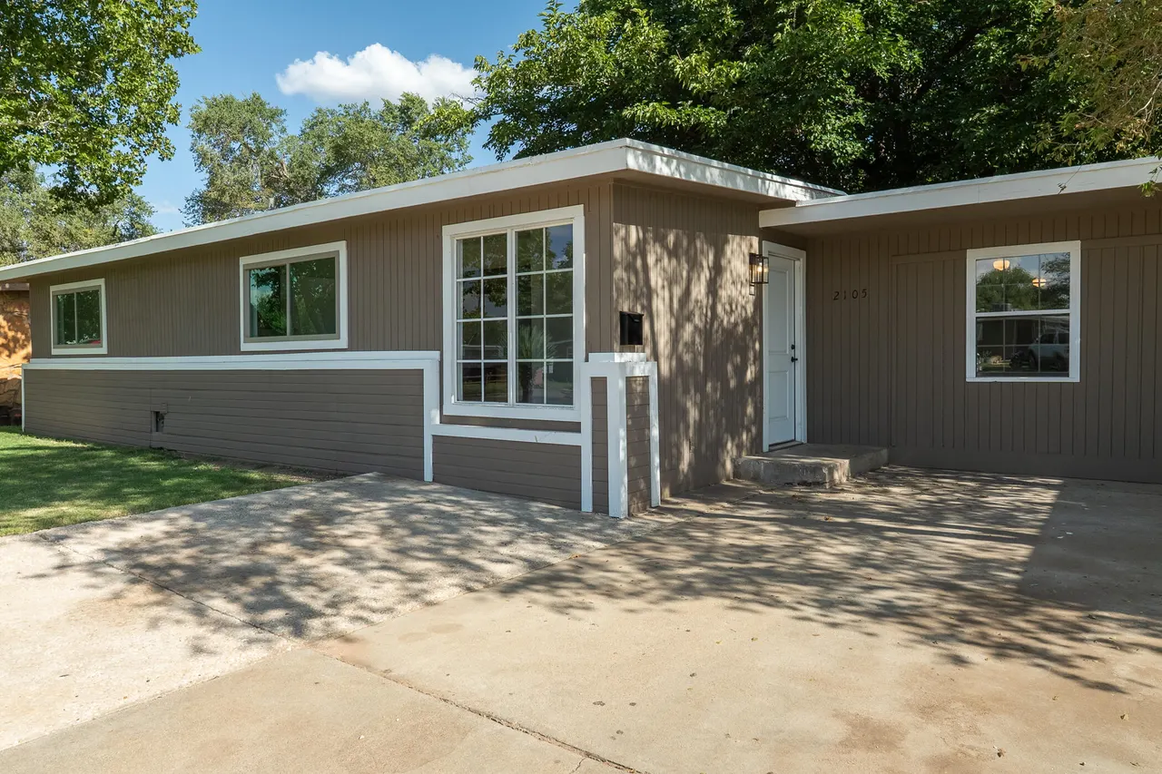 Photo 7 — 2105 48th Street, Lubbock, TX 79412
