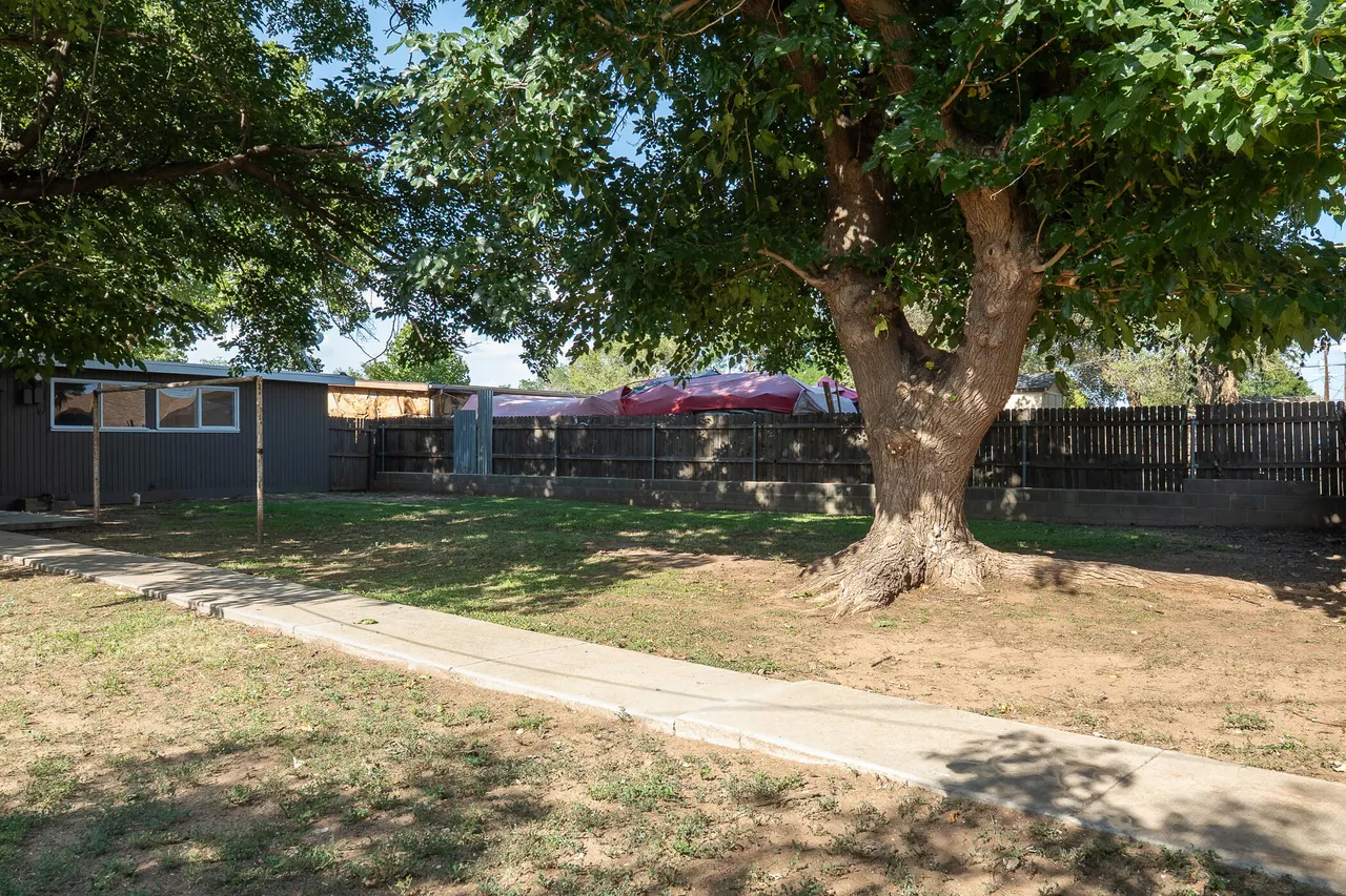 Photo 24 — 2105 48th Street, Lubbock, TX 79412