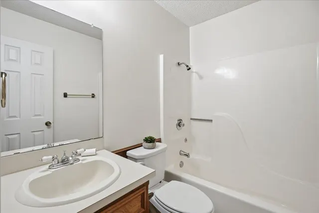Photo 7 — 2102 78th Street, Lubbock, TX 79423