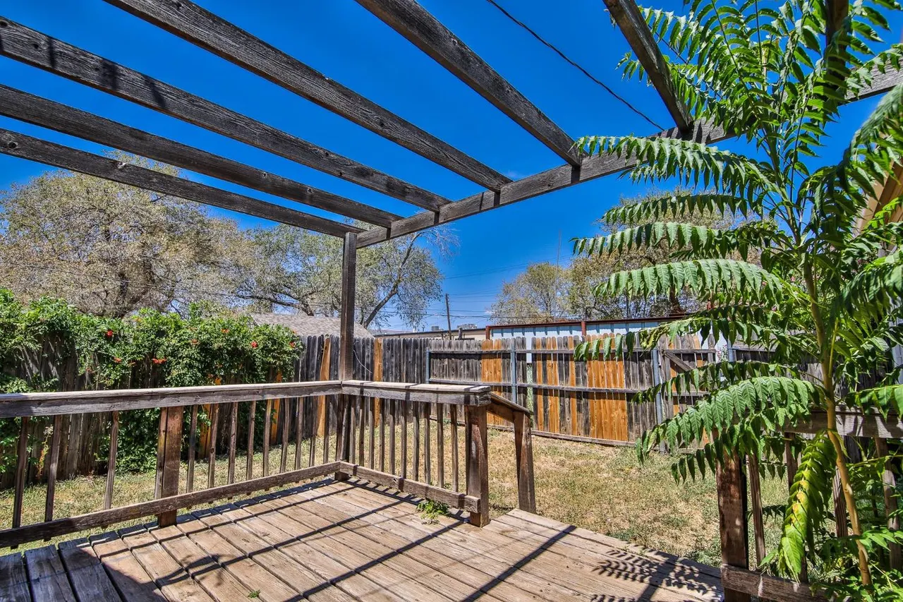 Photo 30 — 2302 20th Street, Lubbock, TX 79411