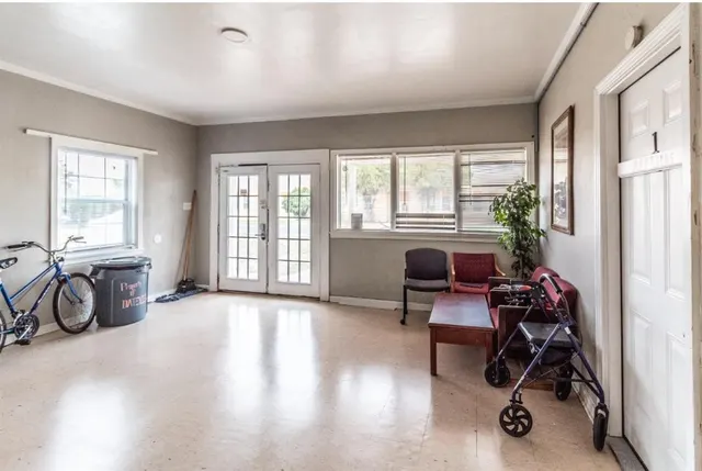 Photo 3 — 2310 Date Avenue, Lubbock, TX 79404