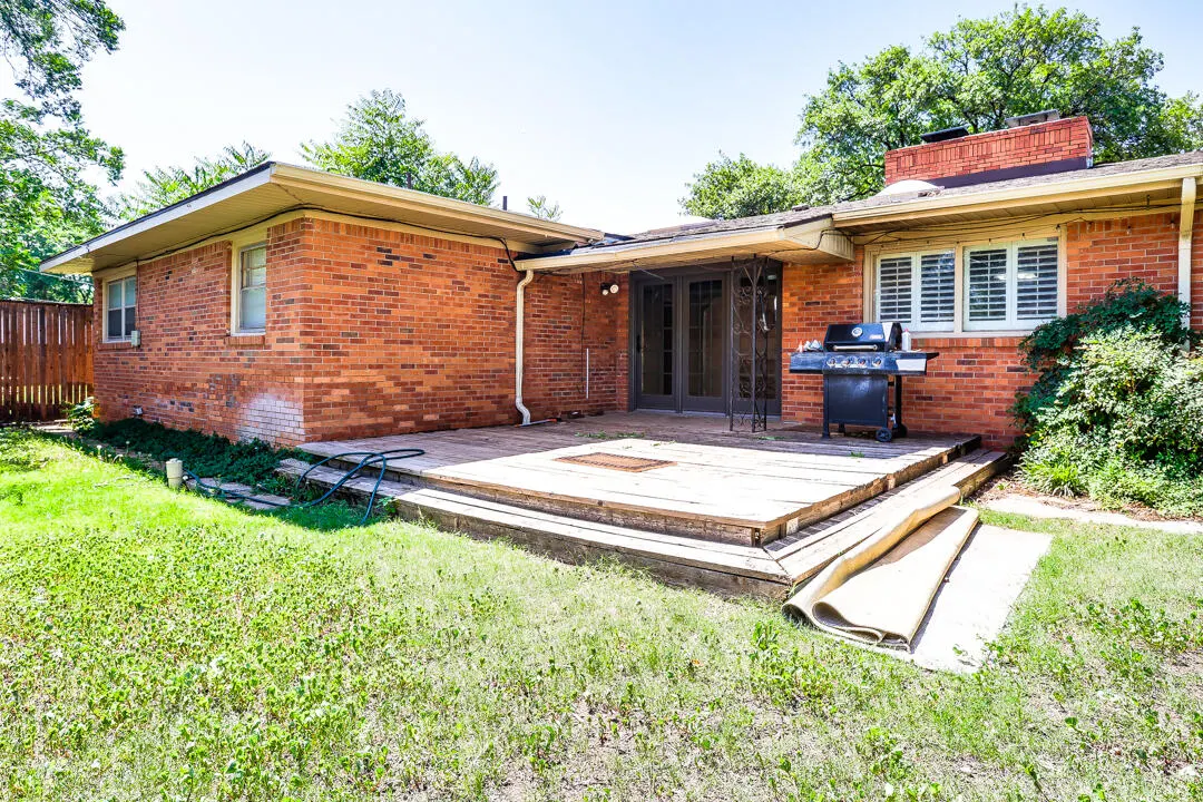 Photo 15 — 3720 27th Street, Lubbock, TX 79410