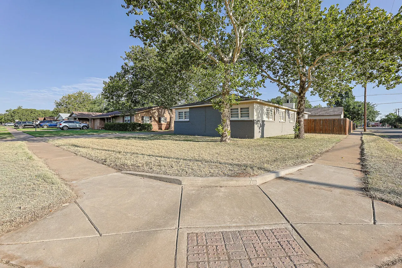 Photo 6 — 4202 53rd Street, Lubbock, TX 79413