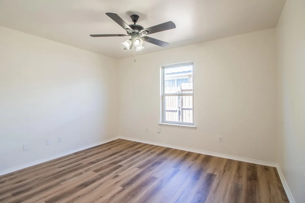 Photo 17 — 5733 106th Street, Lubbock, TX 79424
