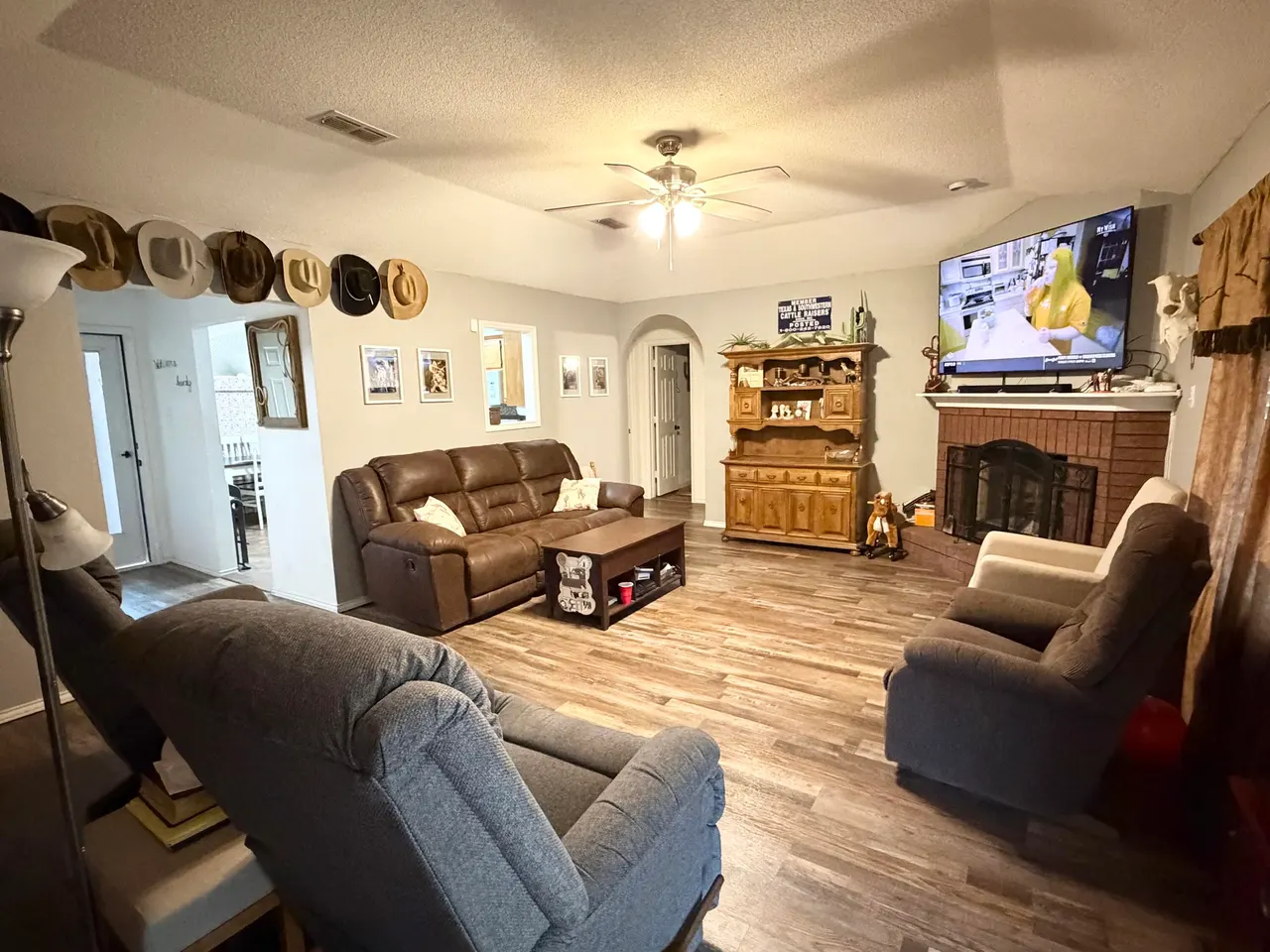 Photo 5 — 1010 Avenue J, Abernathy, TX 79311