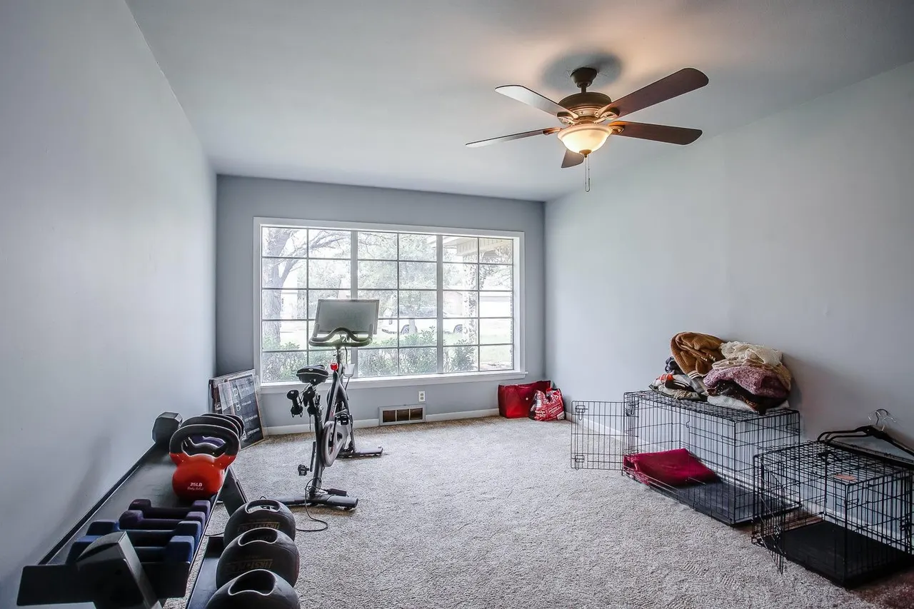 Photo 13 — 1721 28th Street, Lubbock, TX 79411
