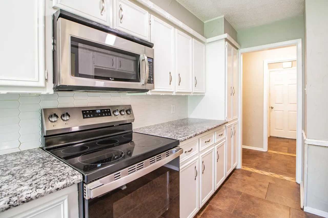 Photo 12 — 4709 59th Street, Lubbock, TX 79414