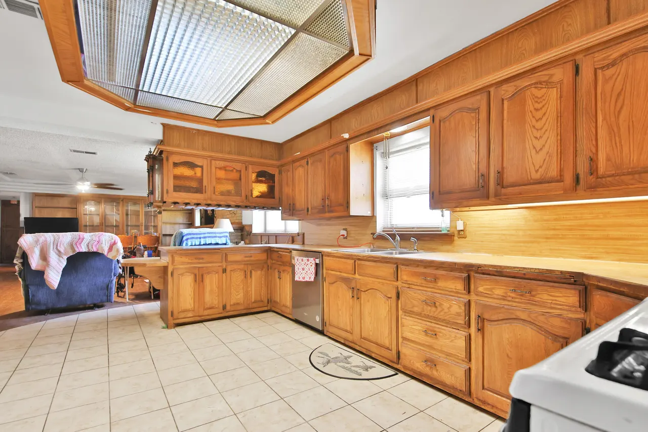 Photo 7 — 1211 140th Street, Lubbock, TX 79423