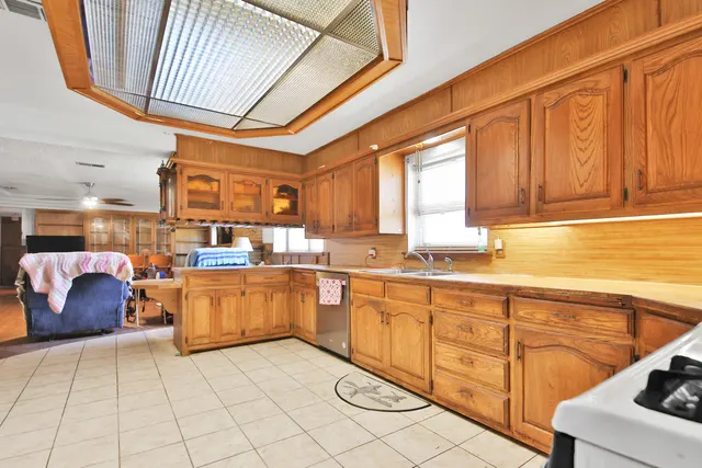Photo 7 — 1211 140th Street, Lubbock, TX 79423