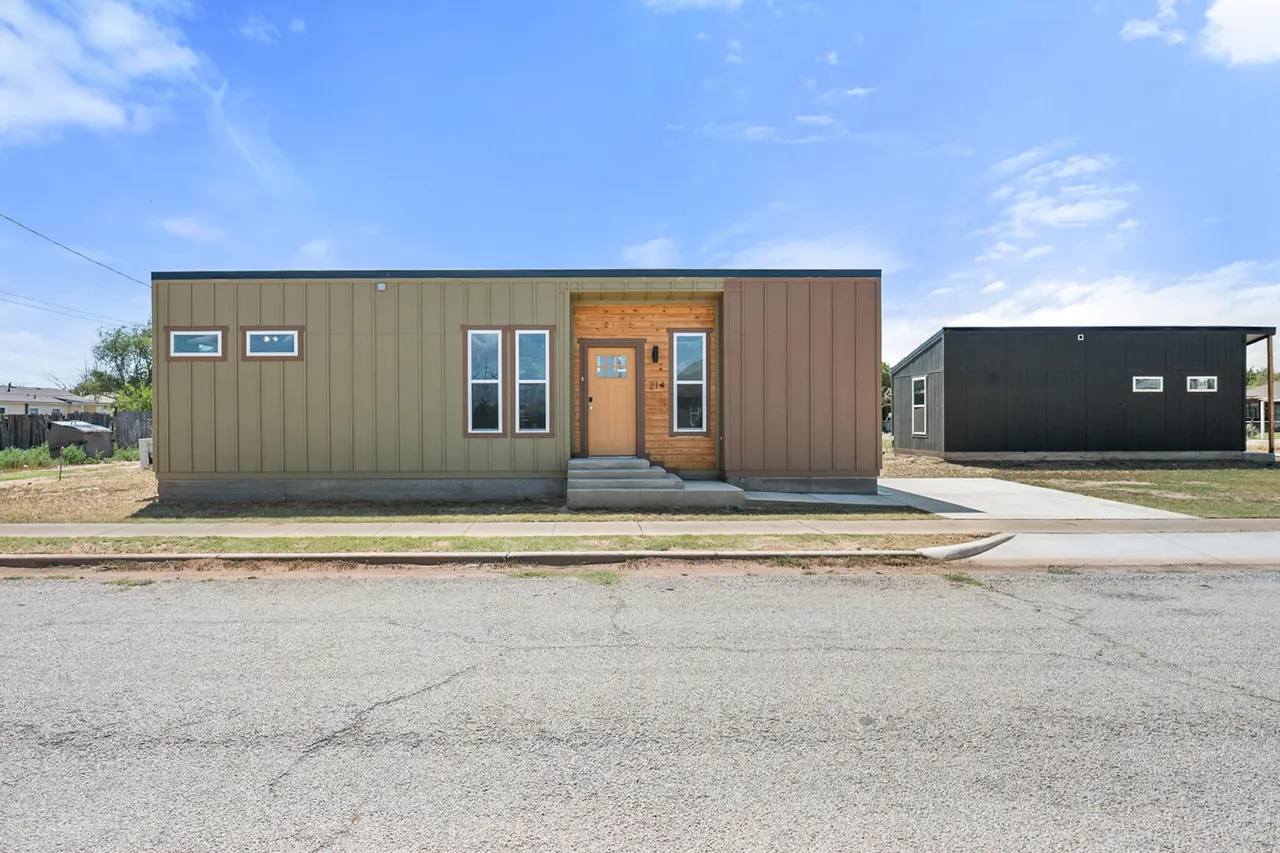 Photo 4 — 214 Fig Avenue, Lubbock, TX 79403