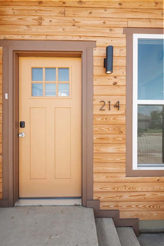 Photo 3 — 214 Fig Avenue, Lubbock, TX 79403