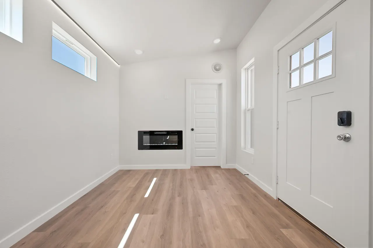 Photo 9 — 214 Fig Avenue, Lubbock, TX 79403