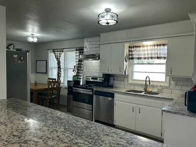 Photo 7 — 5431 16th Street, Lubbock, TX 79416