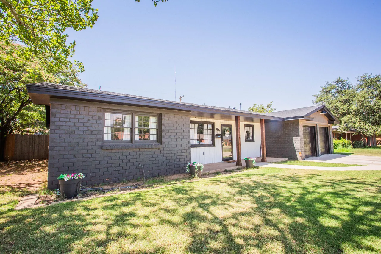 Photo 62 — 2121 70th Street, Lubbock, TX 79412