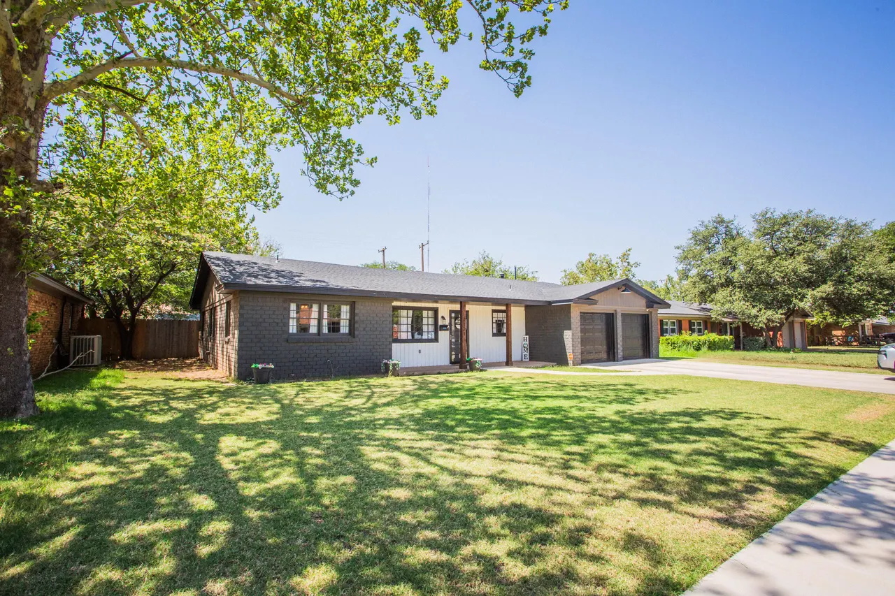 Photo 66 — 2121 70th Street, Lubbock, TX 79412