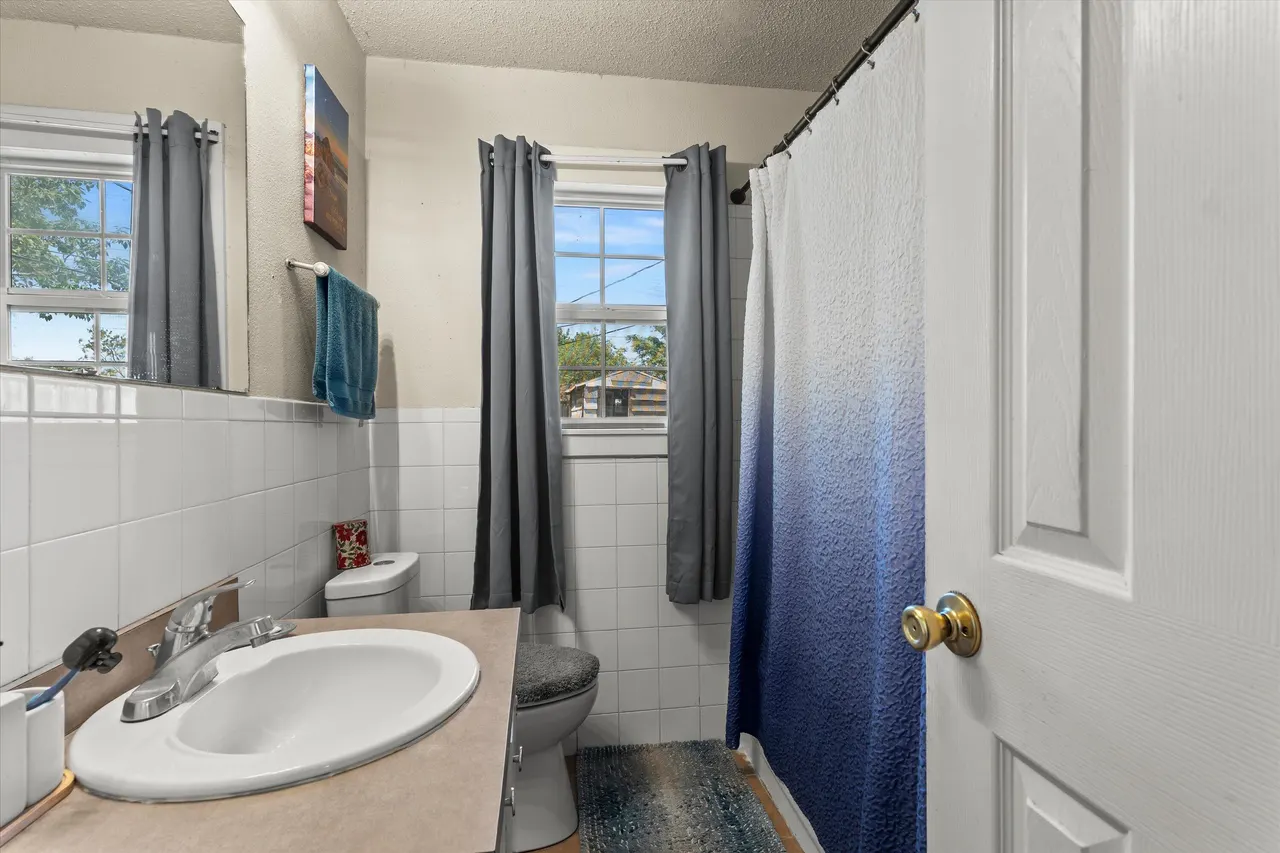 Photo 17 — 1817 E 1st Street, Lubbock, TX 79403