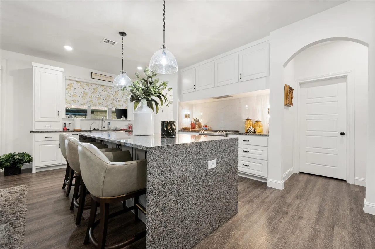 Photo 17 — 10916 Vicksburg Avenue, Lubbock, TX 79424