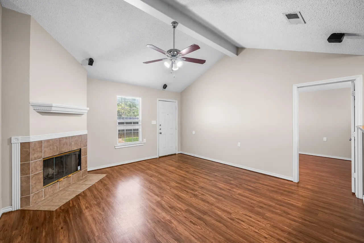 Photo 7 — 7803 Avenue J, Lubbock, TX 79423