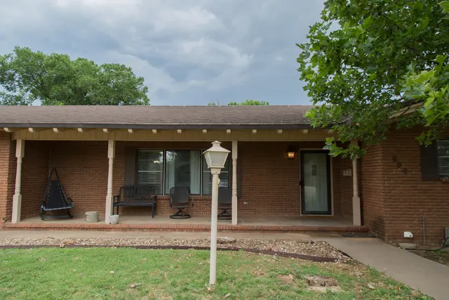 Photo 4 — 904 Itasca Street, Plainview, TX 79072