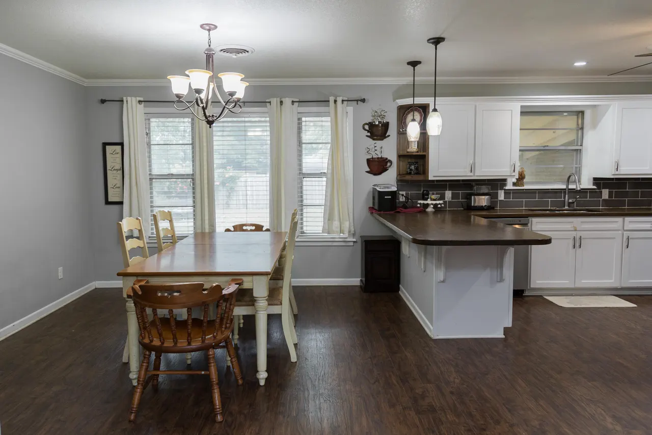 Photo 11 — 904 Itasca Street, Plainview, TX 79072