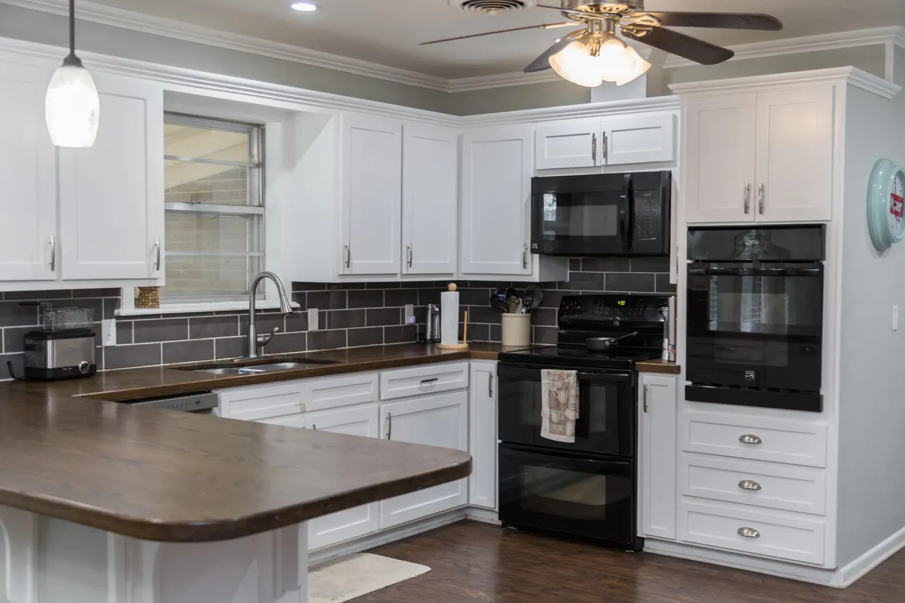 Photo 13 — 904 Itasca Street, Plainview, TX 79072