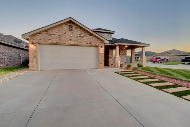 Photo 3 — 2135 136th Street, Lubbock, TX 79423