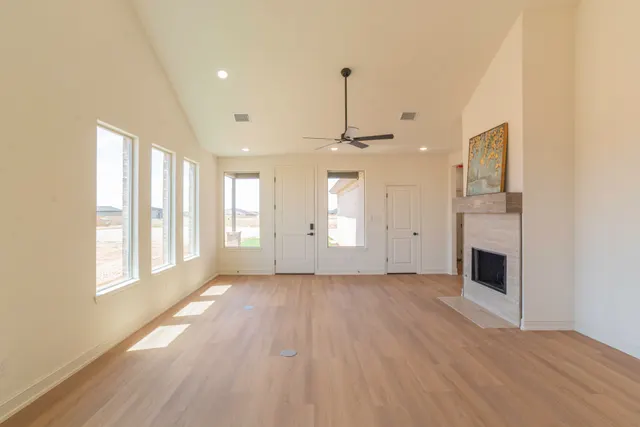 Photo 5 — 1206 Farmhouse Avenue, Wolfforth, TX 79382