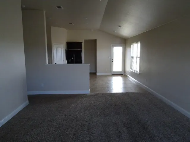 Photo 3 — 11107 Everett Avenue, Lubbock, TX 79424