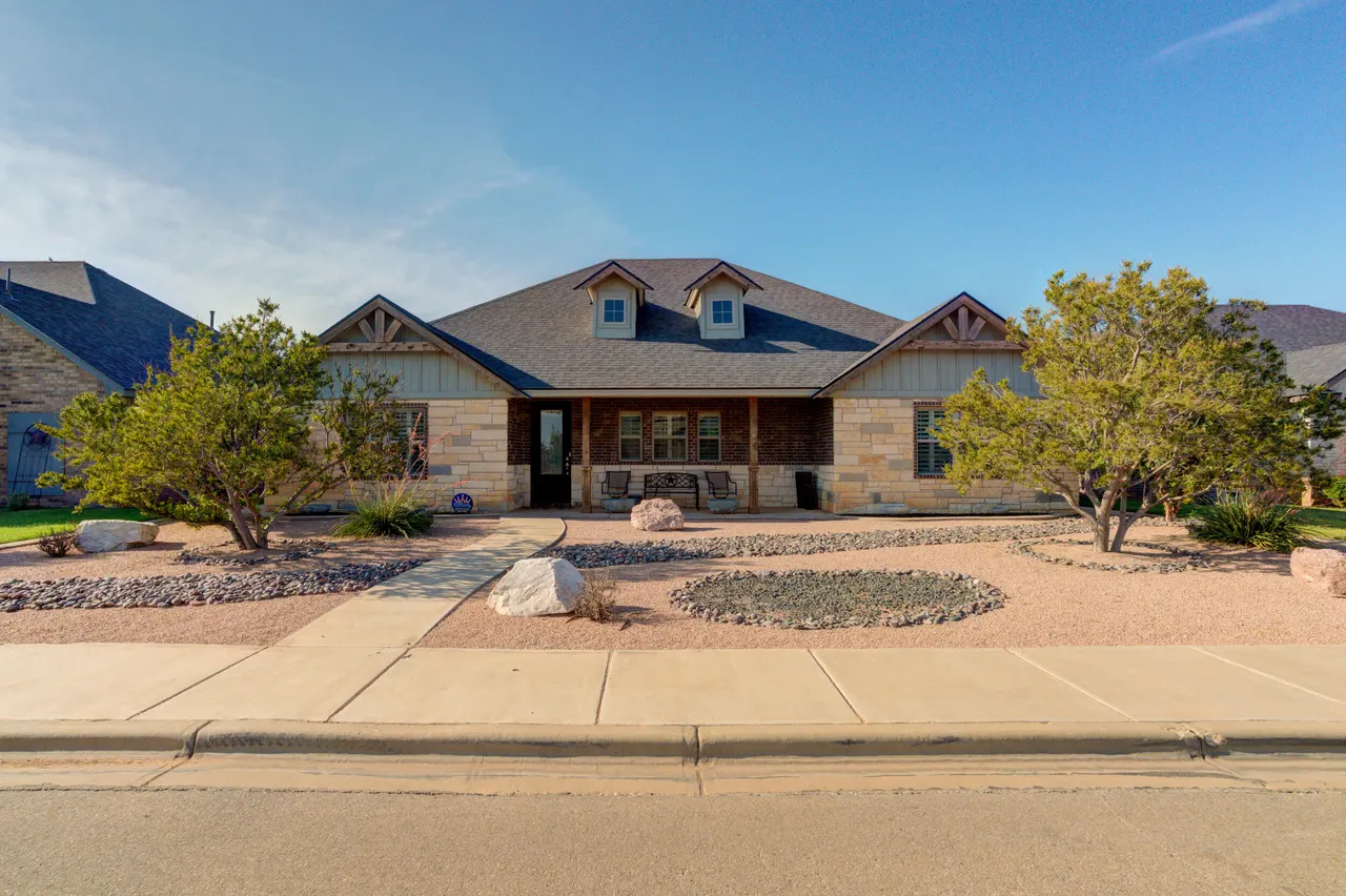 Front exterior — 6958 103rd Street, Lubbock, TX 79424