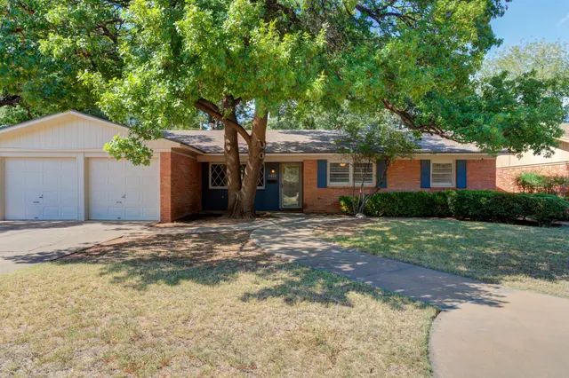 Photo 3 — 3412 62nd Street, Lubbock, TX 79413