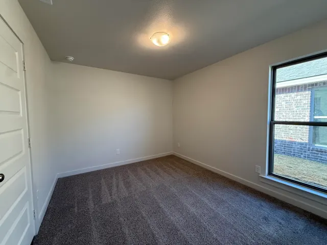 Photo 8 — 5534 Auburn Street, Lubbock, TX 79416