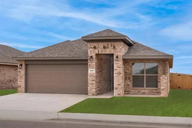 Front exterior — 5520 Auburn Street, Lubbock, TX 79416