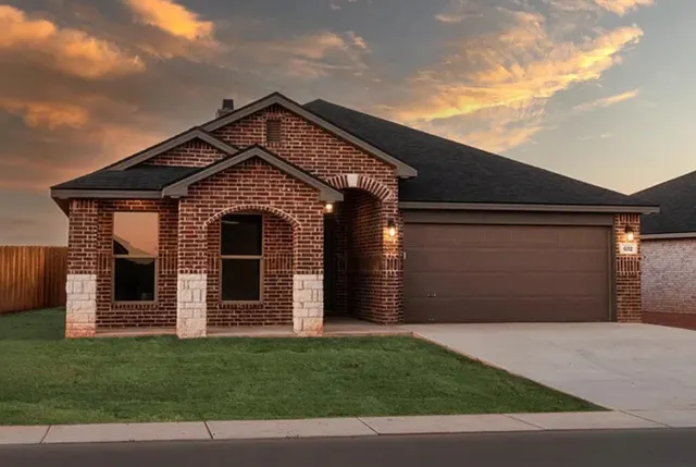 Front exterior — 620 E 16th Street, Wolfforth, TX 79382