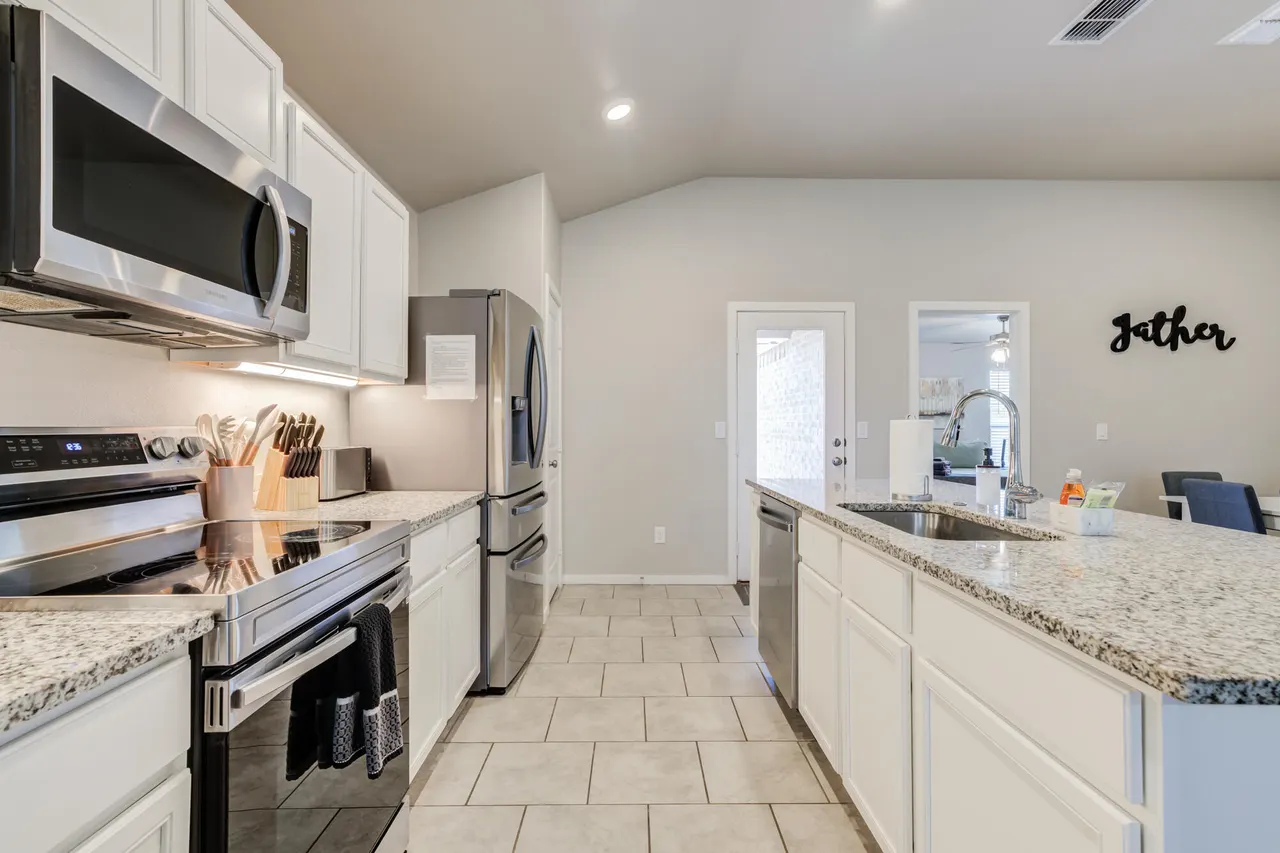 Photo 16 — 1612 136th Street, Lubbock, TX 79423