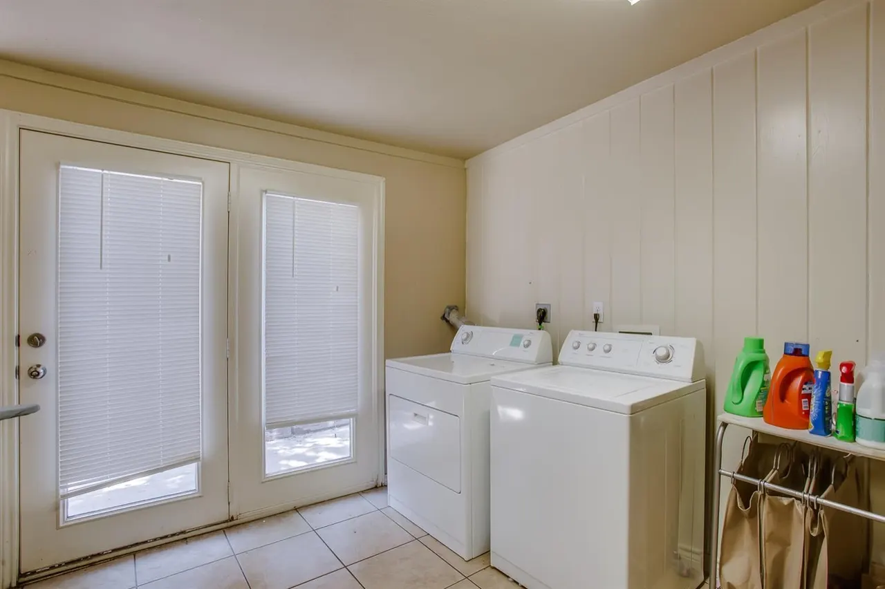 Photo 15 — 3114 30th Street, Lubbock, TX 79410