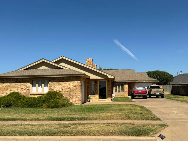 Photo 2 — 9705 Avenue X, Lubbock, TX 79423