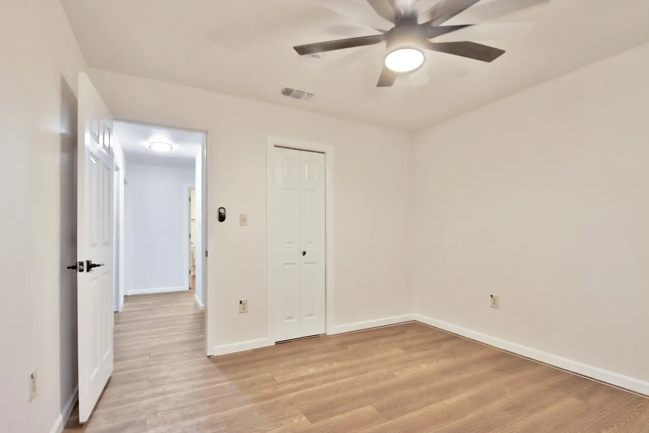 Photo 17 — 2002 65th Street, Lubbock, TX 79412