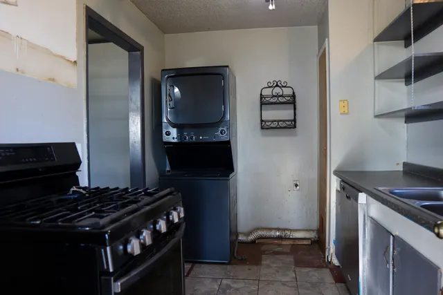 Photo 4 — 1201 Ave J, Petersburg, TX 79250
