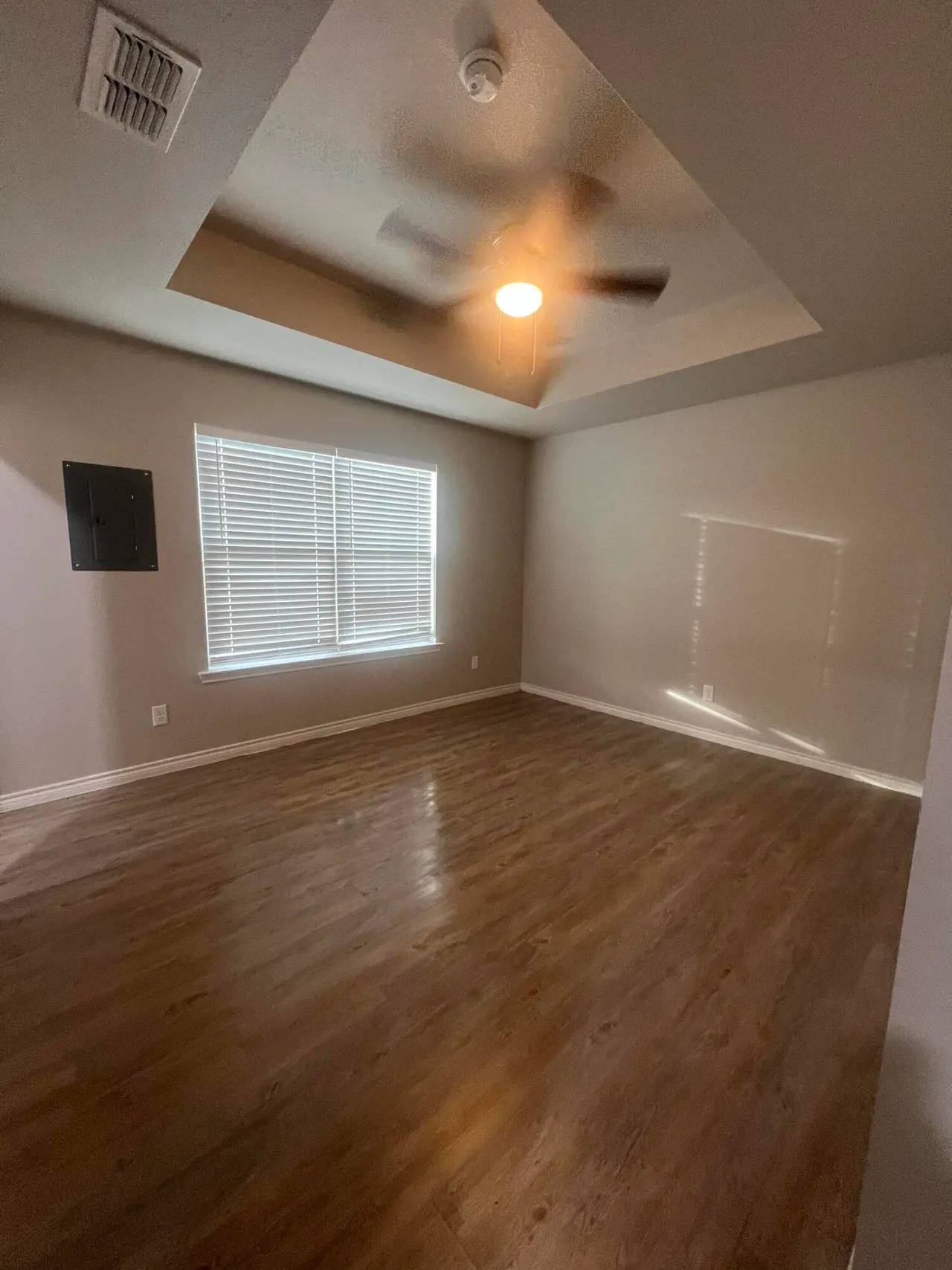 Photo 7 — 2632 Hickory Avenue, Lubbock, TX 79404
