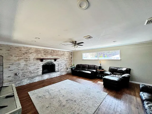 Photo 3 — 1905 63rd Street, Lubbock, TX 79412