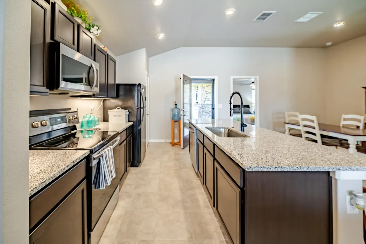 Photo 13 — 13802 Quanah Avenue, Lubbock, TX 79423