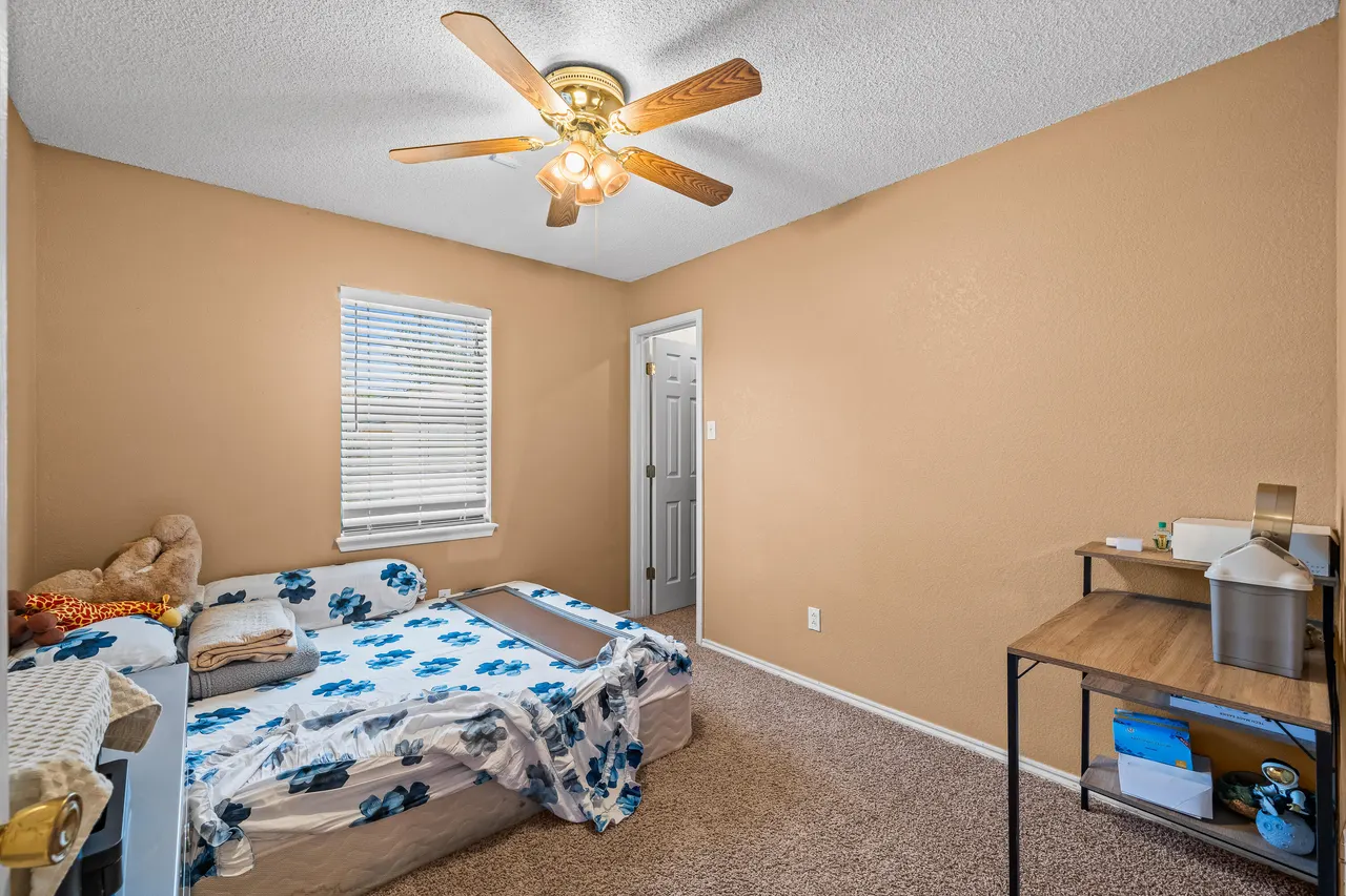 Photo 11 — 2110 94th Street, Lubbock, TX 79423